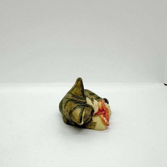 Vintage Set Resin Tabby Cats Playing Yarn Kittens 90s - Picture 16 of 16